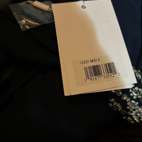 MAC DUGGAL 12231 Beaded Cuff Drop Shoulder Faux Wrap Gown, Size 4, New with Tag - Picture 16 of 16